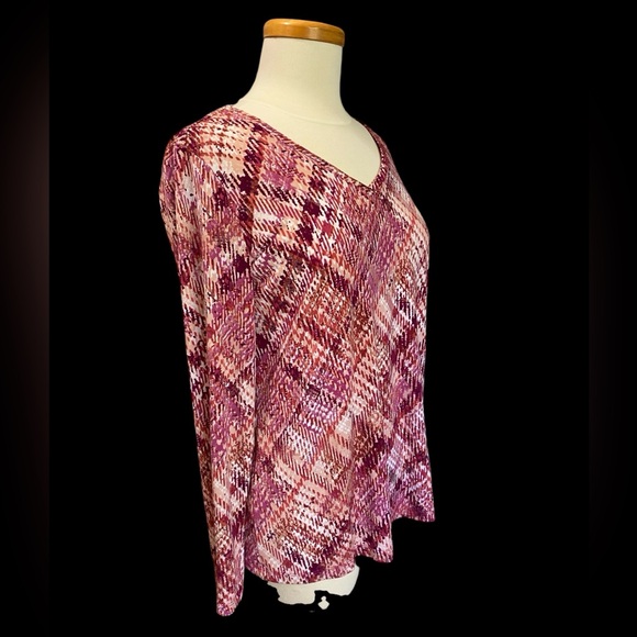 Susan Graver Liquid Knit Deconstructed Plaid Houndstooth Print Long Sleeve VNeck - Picture 2 of 8